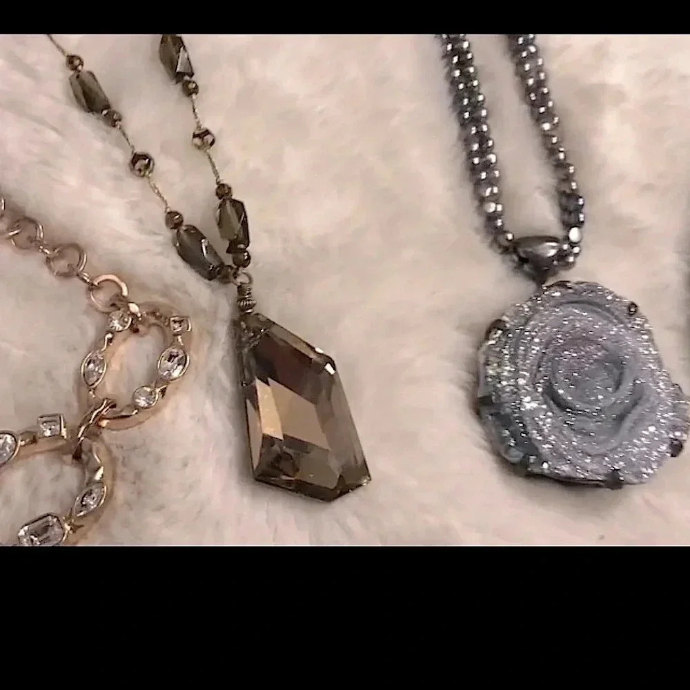 Gorgeous Vintage Necklaces Choose One or Bundle and Save - Picture 3 of 14